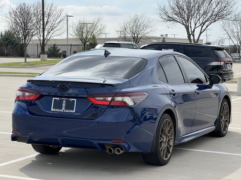 Used 2023 Toyota Camry SE w/ Convenience Package image 9