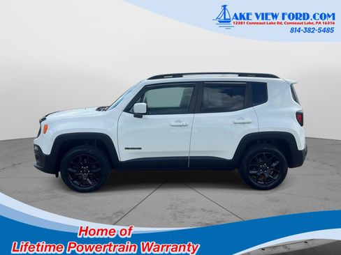 Used 2017 Jeep Renegade Latitude w/ Popular Equipment Group AWD/4WD image 4