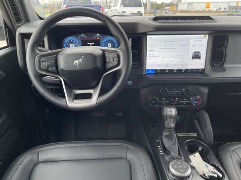 New 2025 Ford Bronco Badlands image 15