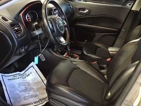 Used 2020 Jeep Compass Trailhawk AWD/4WD image 7