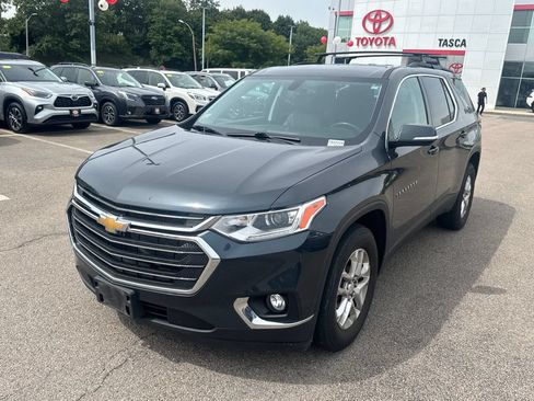 Used 2020 Chevrolet Traverse LT AWD/4WD image 3