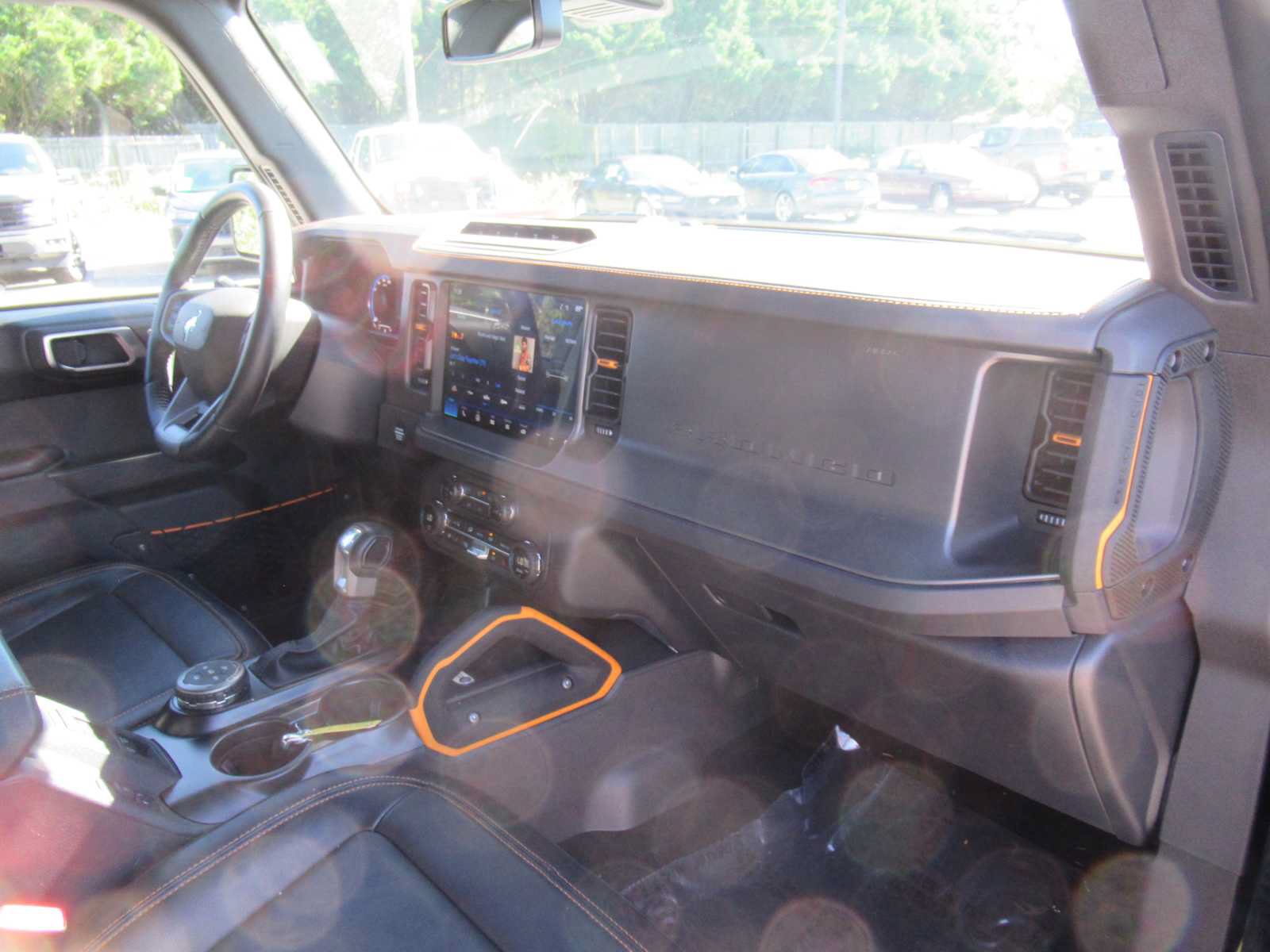 Used 2024 Ford Bronco Badlands AWD/4WD image 24