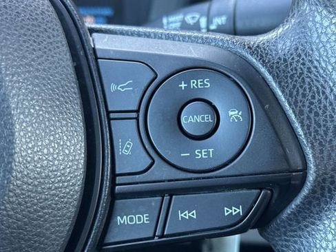 Used 2022 Toyota Corolla LE w/ Carpet Mat Package (TMS) FWD image 37