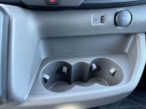 New 2025 Ford Transit 250 148 Medium Roof image 20