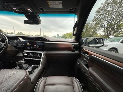 Used 2023 GMC Sierra 1500 Denali AWD/4WD image 30
