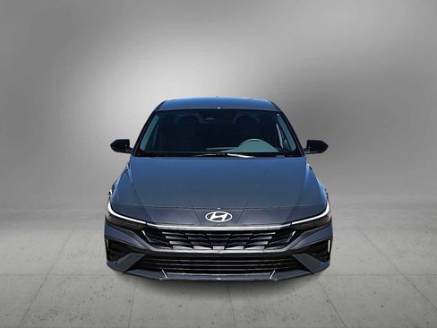 New 2025 Hyundai Elantra Sport FWD image 3