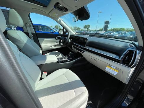 New 2026 Kia Sorento S FWD image 27