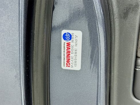 Used 2022 Tesla Model Y Performance image 54