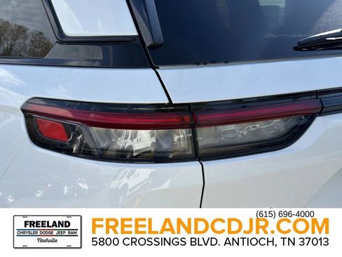 New 2025 Jeep Grand Cherokee image 11