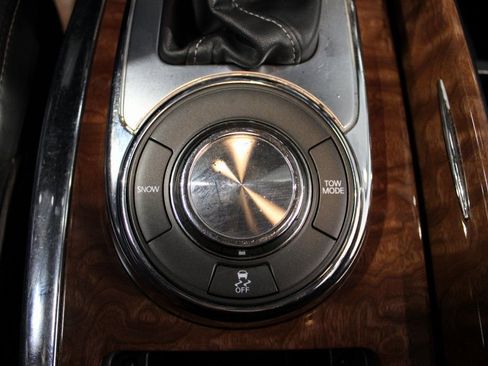 Used 2018 INFINITI QX80 2WD w/ Driver Assistance Package image 25