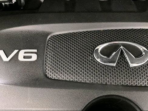 Used 2018 INFINITI QX60 Luxe w/ Deluxe Technology Package image 32