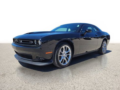 Used 2022 Dodge Challenger GT AWD/4WD image 2