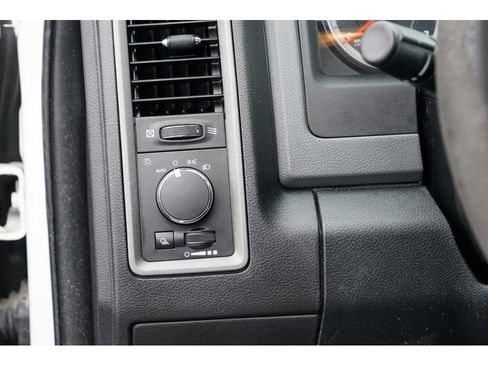 Used 2017 RAM 1500 Tradesman w/ Power & Remote Entry Group image 17