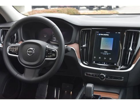 Certified 2023 Volvo S60 B5 Plus w/ Climate Package image 18