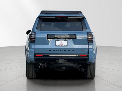 New 2025 Toyota 4Runner 4WD image 4