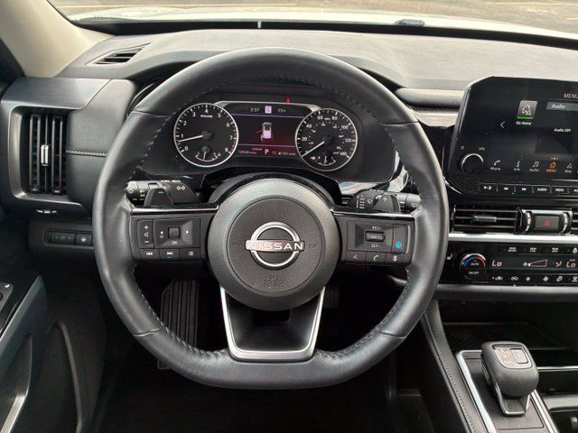 Certified 2024 Nissan Pathfinder SL FWD image 15