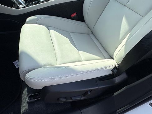 New 2026 Volvo XC40 B5 Plus w/ Protection Package Premier image 18