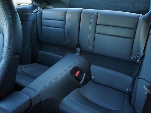 Used 2025 Porsche 911 Carrera image 25