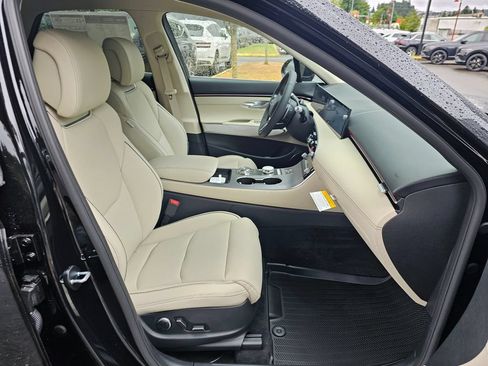 New 2026 Genesis GV70 2.5T Advanced AWD/4WD image 27