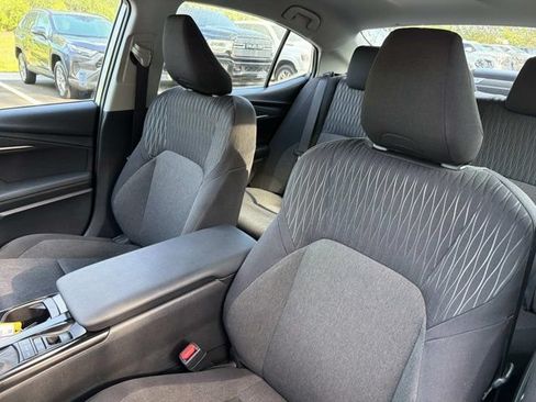 Used 2025 Toyota Camry LE FWD image 10