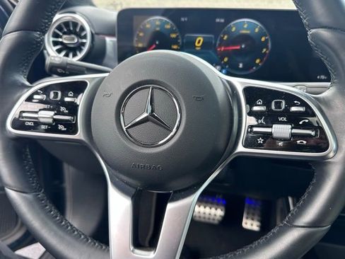 Used 2022 Mercedes-Benz A 220 4MATIC image 16