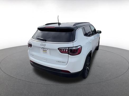 Used 2025 Jeep Compass Limited image 14