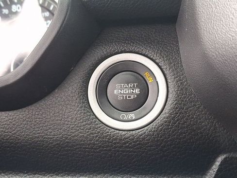 Used 2025 RAM 1500 Laramie image 23