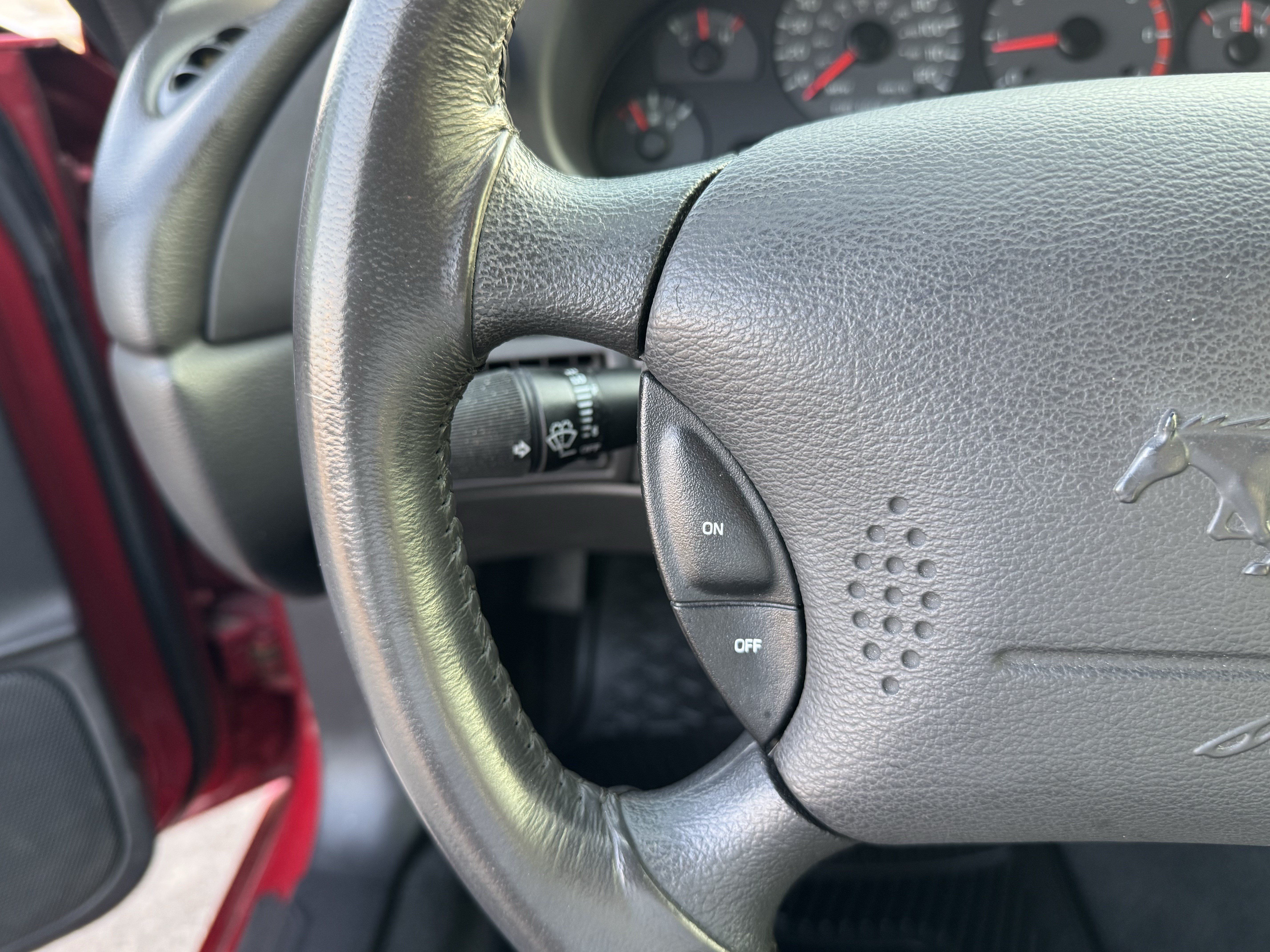 Used 2002 Ford Mustang Coupe RWD image 23