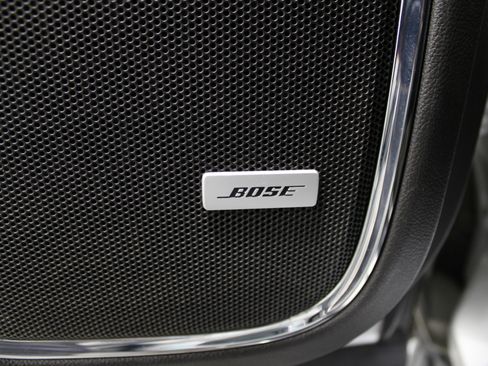 Used 2016 GMC Yukon SLT w/ Open Road Package image 9