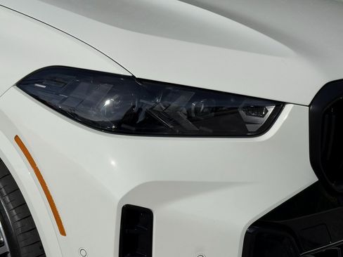 New 2026 BMW X5 M60i image 8