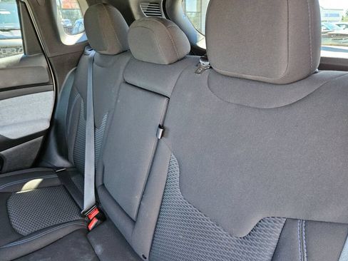 Used 2025 Jeep Compass Sport AWD/4WD image 14