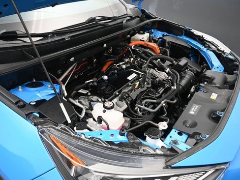 Used 2021 Toyota RAV4 XLE Premium AWD/4WD image 47