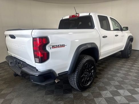 Used 2023 Chevrolet Colorado Trail Boss w/ Advanced Trailering Package AWD/4WD image 3