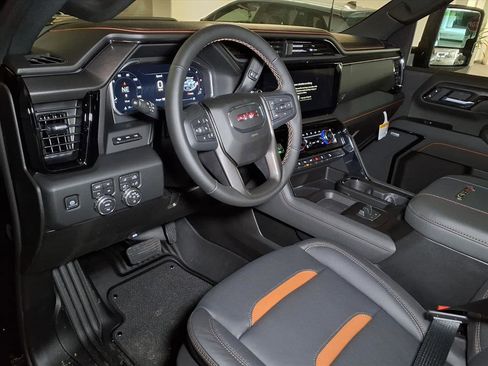 New 2026 GMC Sierra 2500 AT4 w/ Technology Package image 14