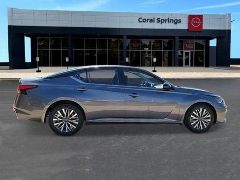 New 2026 Nissan Altima 2.5 SV image 5