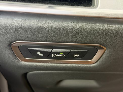 Used 2025 BMW X7 xDrive40i w/ Executive Package AWD/4WD image 18