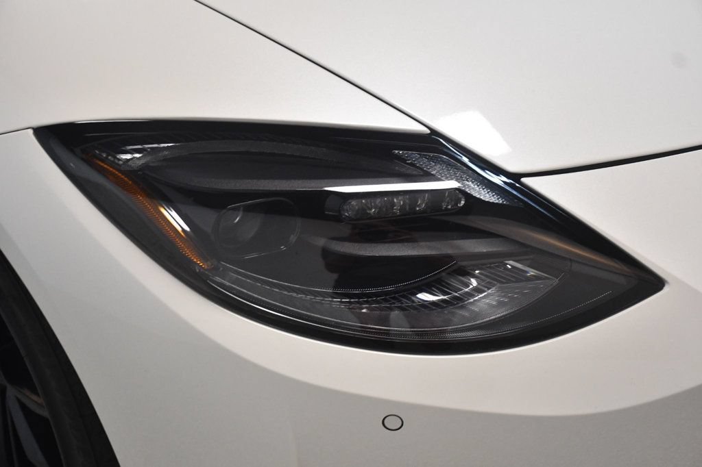Used 2025 Nissan Z Performance w/ Floor Mat Package RWD image 10
