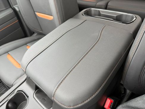 New 2026 GMC Sierra 1500 AT4 w/ AT4 Premium Package image 19