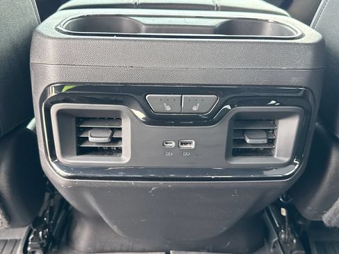 Used 2022 GMC Sierra 1500 AT4 w/ AT4 Premium Package AWD/4WD image 26