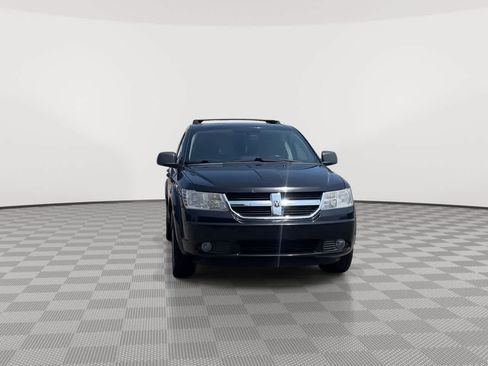 Used 2009 Dodge Journey SXT w/ Entertainment Group #2 FWD image 3