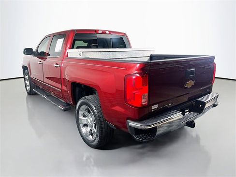 Used 2018 Chevrolet Silverado 1500 LTZ image 5