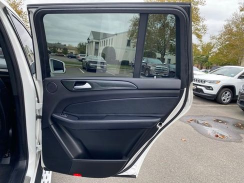 Used 2019 Mercedes-Benz GLS 450 4MATIC image 29