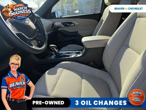 Used 2023 Chevrolet Traverse LS image 8