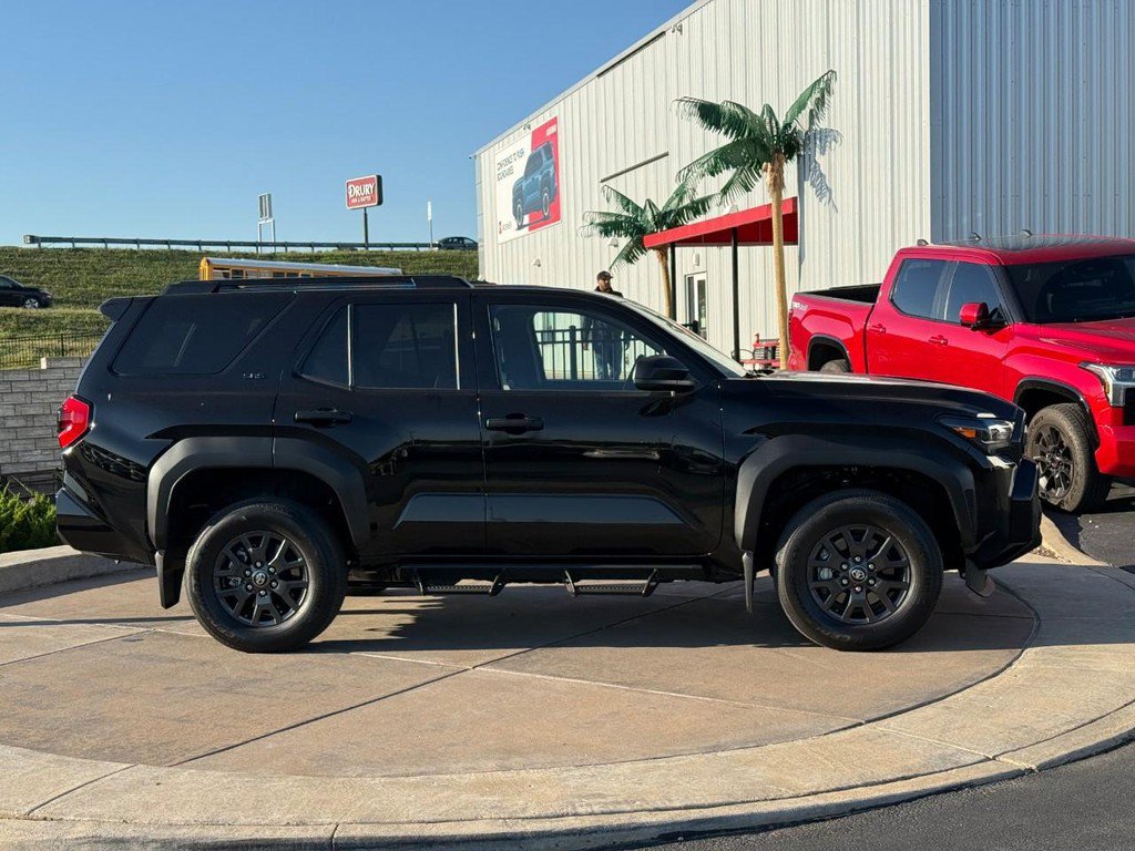Certified 2026 Toyota 4Runner SR5 AWD/4WD image 2