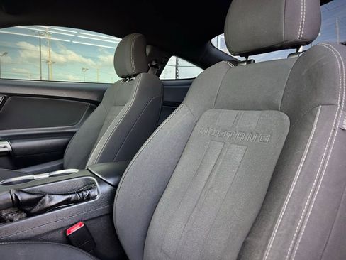 Used 2018 Ford Mustang GT image 35