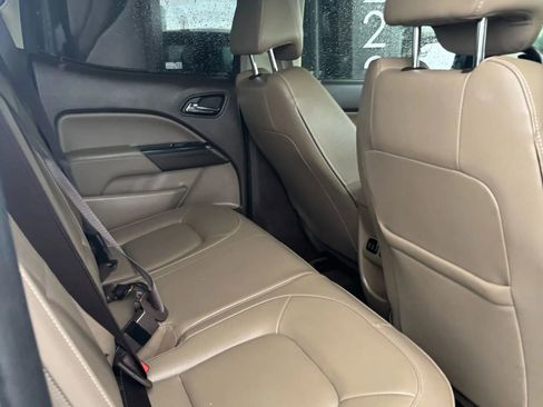 Used 2018 GMC Canyon SLT w/ Driver Alert Package image 18