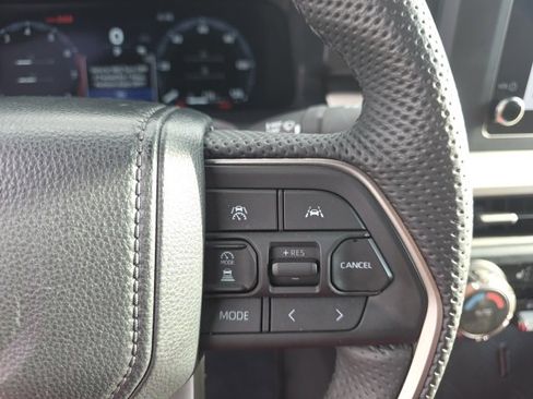 Used 2024 Toyota Tacoma TRD Off-Road image 18