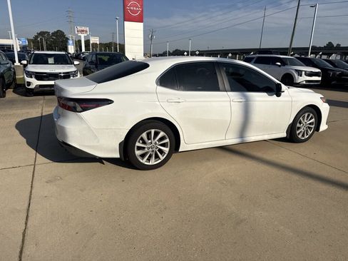 Used 2023 Toyota Camry LE image 14