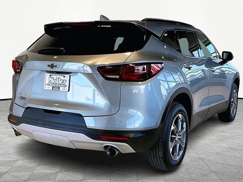 Used 2023 Chevrolet Blazer LT w/ Convenience Package image 2