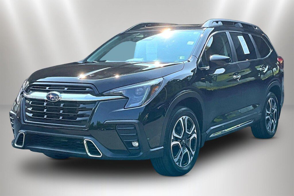 Certified 2026 Subaru Ascent Touring AWD/4WD image 3
